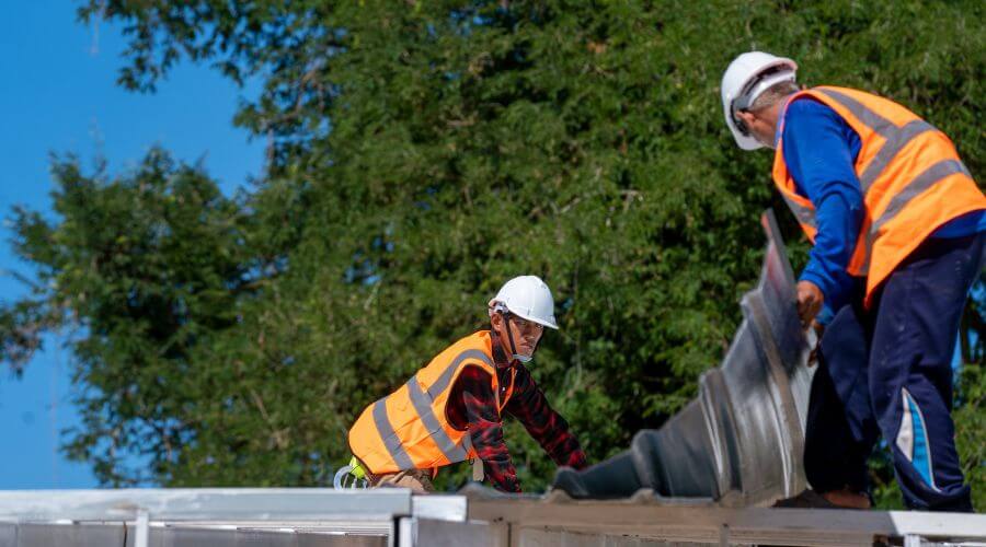 Roof replacement in Gwynneville, IN